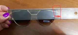 Occhiali da sole geometrici oro, Lenti marroni.