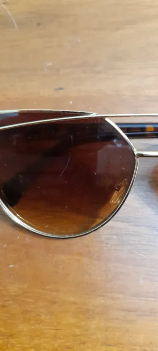 Occhiali da sole geometrici oro, Lenti marroni.