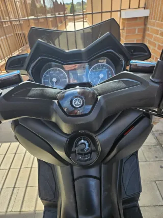 Yamaha Xmax 125 Maxi Scooter
