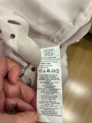 Vestido calado rosa empolvado