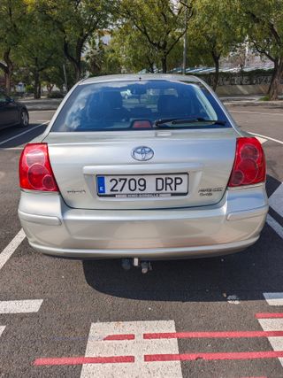 Toyota Avensis 2005
