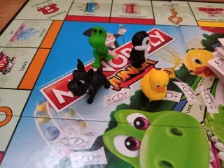 Monopoly Junior, marca Hasbro