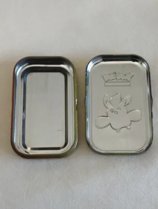 Mini lata Pokémon con carta información de Pawmi