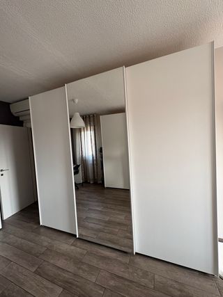 armadio tre ante scorrevoli