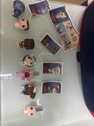 Figuras Stranger Things Kinder