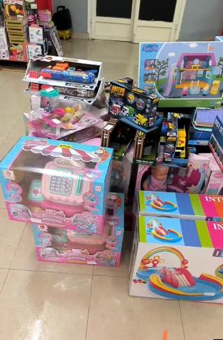 Lote de juguetes varios