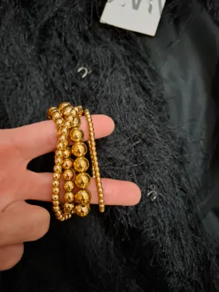Pulsera perlas doradas zara