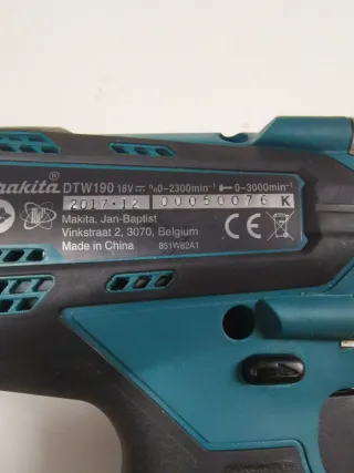 Llave de impacto makita 18v con maletin