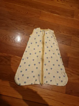 Saco de dormir para bebé marca Molis&co.