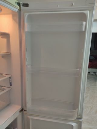 Nevera Indesit Blanca