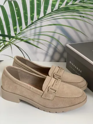 Mocasines terciopelo. Número 39