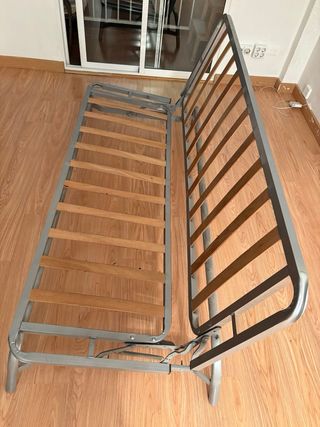 Somier sofa cama metálico y madera