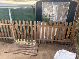 Valla de madera para jardín