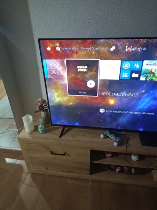 PlayStation 4 Slim con mando y disco con jailbreak