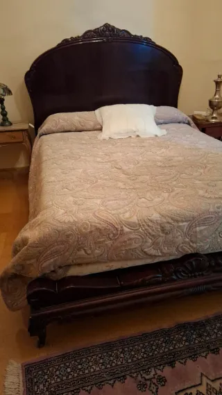 Set de muebles de caoba con espejo