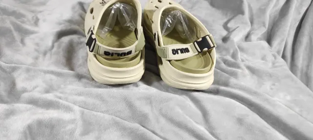 Zuecos beige Fashion Sport Talla 40/41