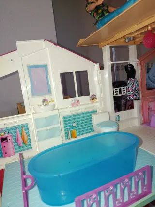 Barbie Supercasa con accesorios