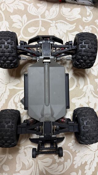 MJX HYPER GO 16208 Carro RC