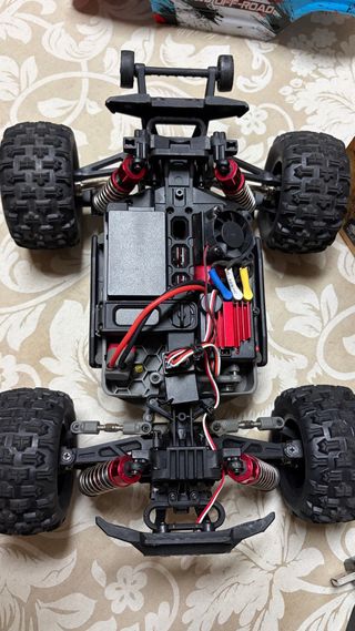 MJX HYPER GO 16208 Carro RC
