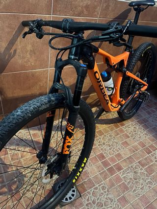 Bicicleta Orbea Naranja/Negra M30 año 2020