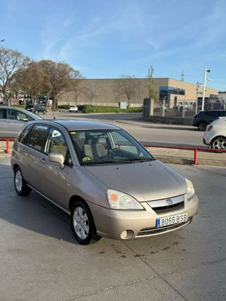 Suzuki Liana