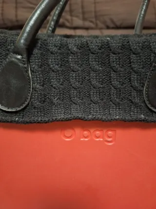 Borsa O Bag rossa e nera