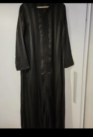 Jelaba Beige y Negra M/L