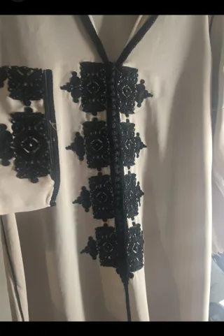 Jelaba Beige y Negra M/L