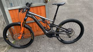 Bicicleta eléctrica montaña Specialized