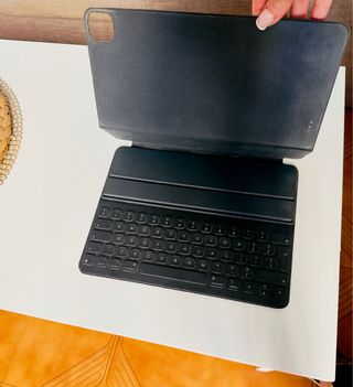 Teclado Apple MAGIC KEYBOARD Negro