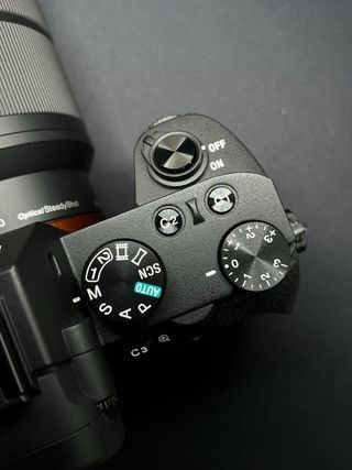 Sony A7ii + Lente 50mm f1.8 + accesorios