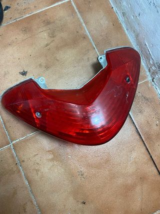Faro Trasero Yamaha Jog