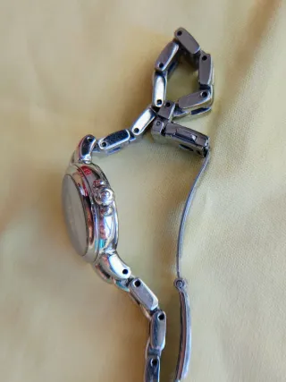 Reloj SEIKO Solar Mujer - Esfera Madre perla