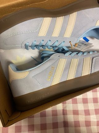 Adidas Gazelle Azul y Beige