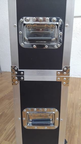 Flight Case para pantallas de 45"