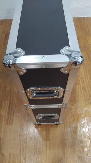 Flight Case para pantallas de 45"