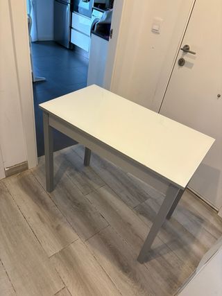 Mesa cocina con cristal