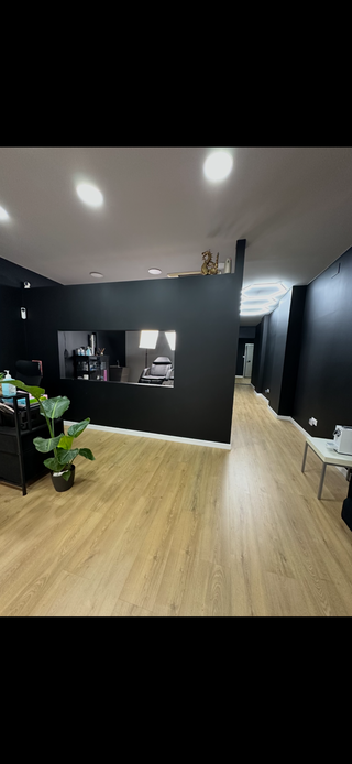 Alquiler cabina tatuaje/estética en estudio