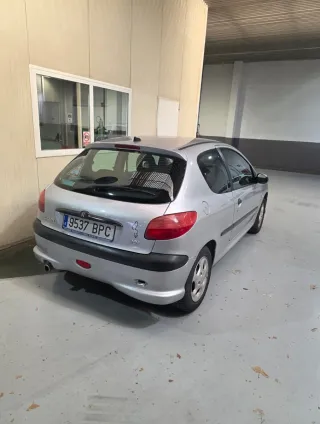 Peugeot 206 2001