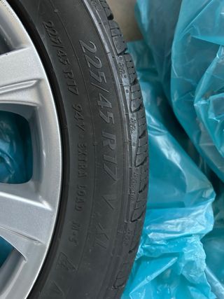 Llantas RIAL 17 5x112 + Neumáticos Invierno