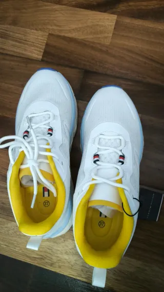 Zapatillas Tommy Hilfiger Nuevas Talla 37