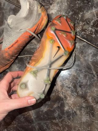 Botas de fútbol Adidas y nike Talla 40,5 i 41