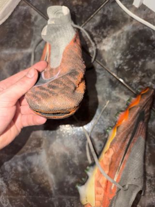 Botas de fútbol Adidas y nike Talla 40,5 i 41