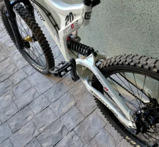 Bicicleta Descenso Scott Nitrous