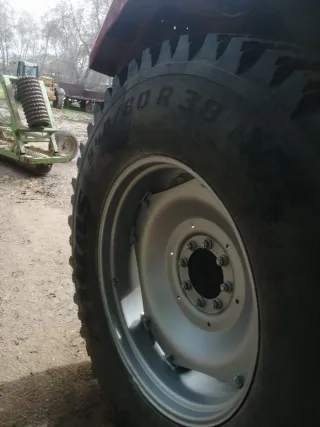 Neumáticos Miras 540-80R38 / 520-85R38