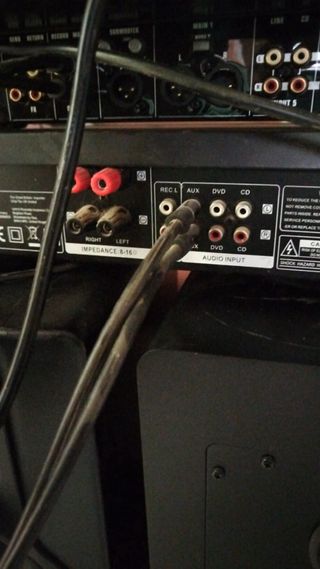 Mesa de Mezclas Behringer VMX1000 + Vinilo+ Altavo