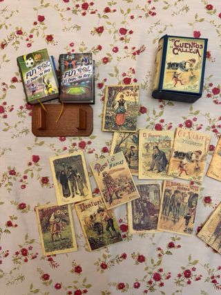 Libros miniatura (fútbol y cuentos de calleja)