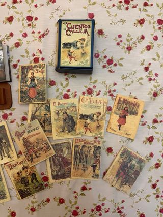 Libros miniatura (fútbol y cuentos de calleja)