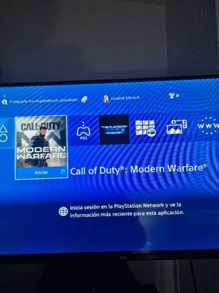 PS4 Slim 500GB Nera + Call of Duty