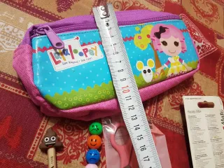 Set articoli scuola: astuccio, forbici, penna